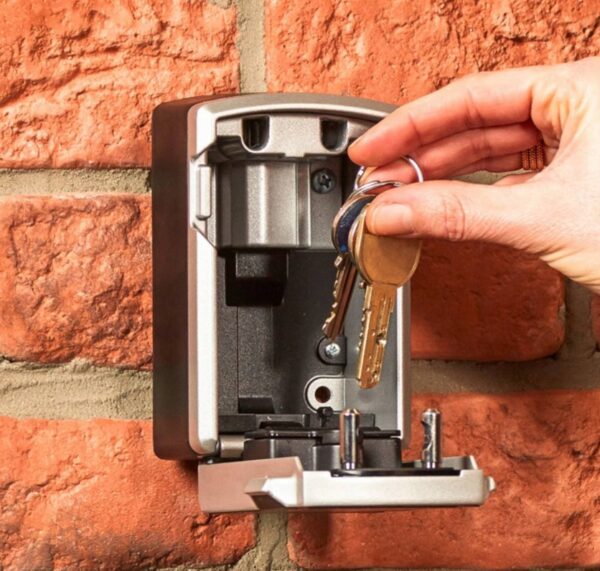 Bezpečnostná schránka Master Lock 5441EURD Bluetooth - Image 6