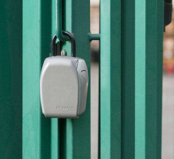 Bezpečnostná schránka Master Lock so zvýšenou ochranou s okom 5414EURD - Image 5