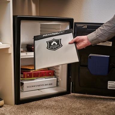 Ohňovzdorná taška na dokumenty Master Lock FBWLZ0EURHRO 4 Ohňovzdorná taška na dokumenty Master Lock FBWLZ0EURHRO – Obrázok 4